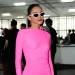 Bruna Marquezine rouba a cena com vestido Barbiecore de R$ 16 mil em evento de moda. Fotos e detalhes!