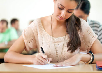 UFJF abre quase 300 vagas para cursos de graduação a distância