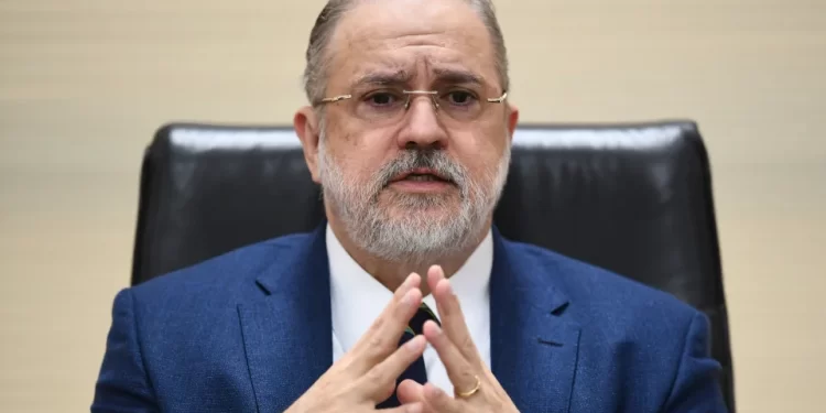 Aras quer que Google quebre sigilo sobre pesquisa por “Marielle” dias antes da morte