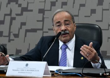 Projeto cria frente parlamentar de apoio à mineração na Amazônia Legal