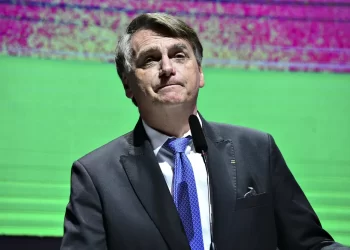 Comentarista de política e economia da GloboNews. Cobre os bastidores das duas áreas há 30 anos