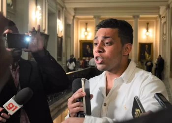 Conselho de Ética vota relatório que pede a cassação do mandato de Gabriel Monteiro