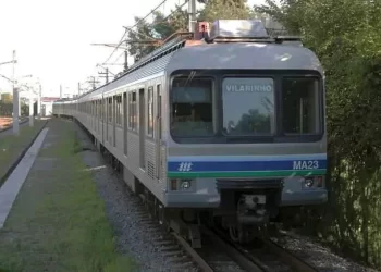 Metrô de BH reduz intervalo das viagens nesta quinta, estreia do Brasil na Copa