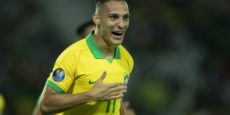 Além de Neymar e Danilo, seleção perde Antony pelo segundo dia no Catar