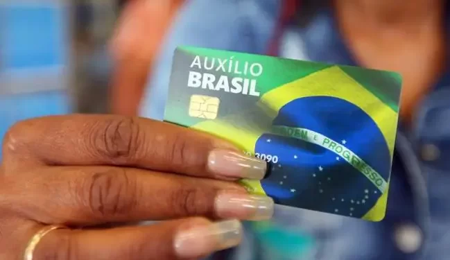 Saiba o que fazer para cancelar o empréstimo indevido do Auxílio Brasil