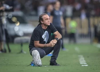 Atlético anuncia saída do técnico Cuca