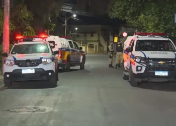 Jovem é preso e outro morto com tiro na nuca na Região de Venda Nova, em Belo Horizonte