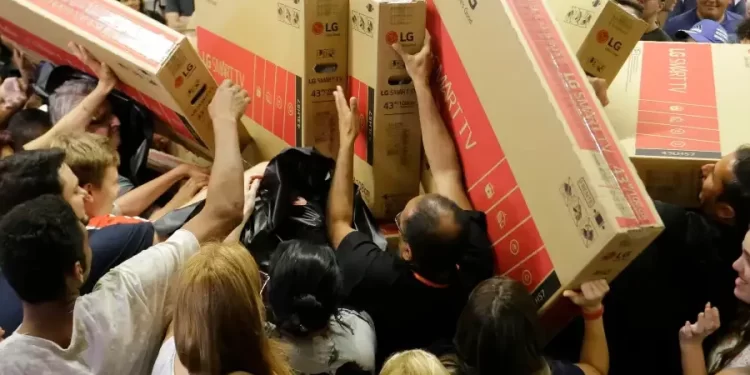 Black Friday: veja como evitar compra de produtos com “preços maquiados”