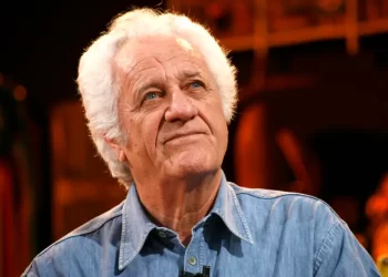 Morre o cantor e compositor Rolando Boldrin, aos 86 anos