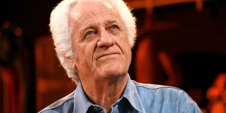 Morre o cantor e compositor Rolando Boldrin, aos 86 anos