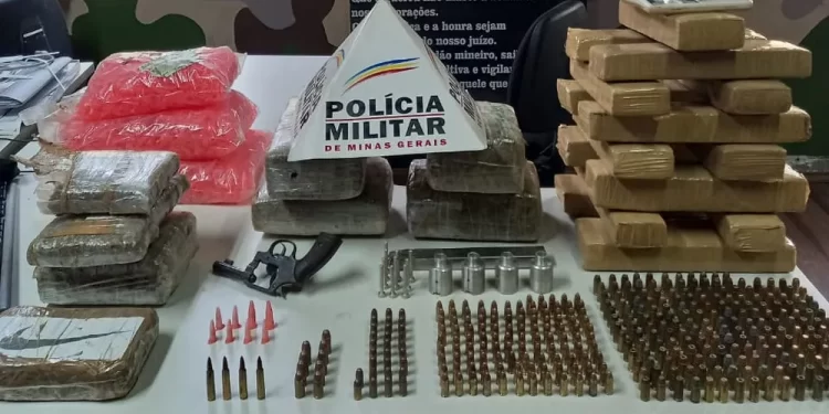 Polícia Militar fecha o cerco  em cidades da Grande BH e faz grande apreensões de drogas