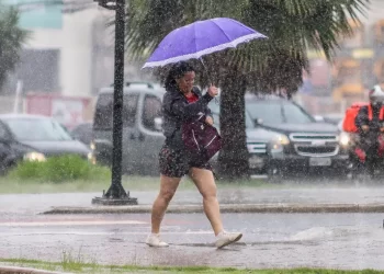 Terça-feira deve ser de chuva em Belo Horizonte