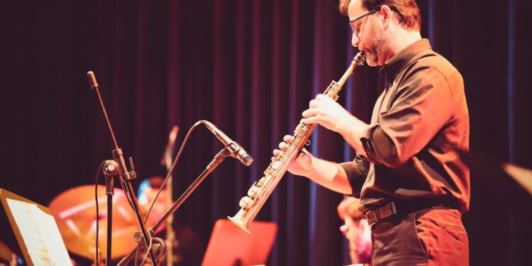 Músico de  Nova Odessa SP  vence  “Festival de Música 100 anos de Rádio no Brasil”