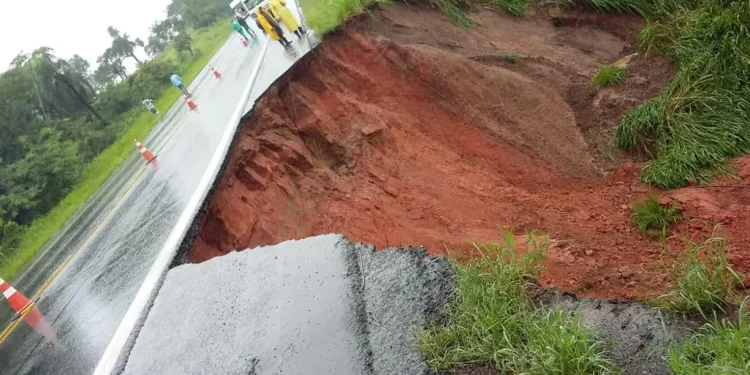 Rodovias mineiras têm interdições devido às chuvas; veja lista