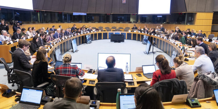 Parlamento Europeu fecha acordo para proibir importações de áreas desmatadas