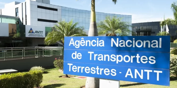 ANTT faz sessão para concessão da BR-262, entre Uberaba e Betim, em MG; veja como participar