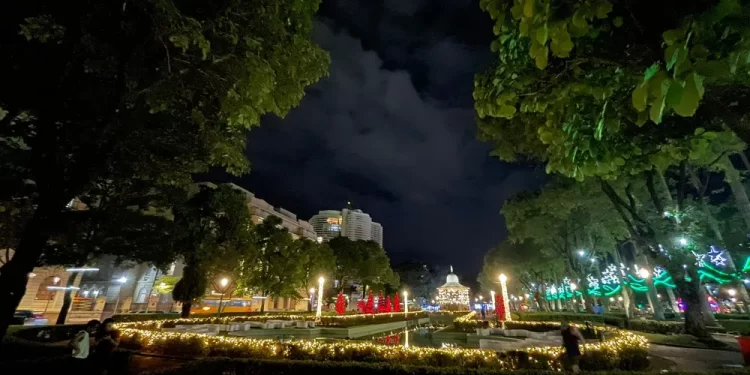Inauguração da iluminação natalina da Praça da Liberdade é nesta sexta-feira