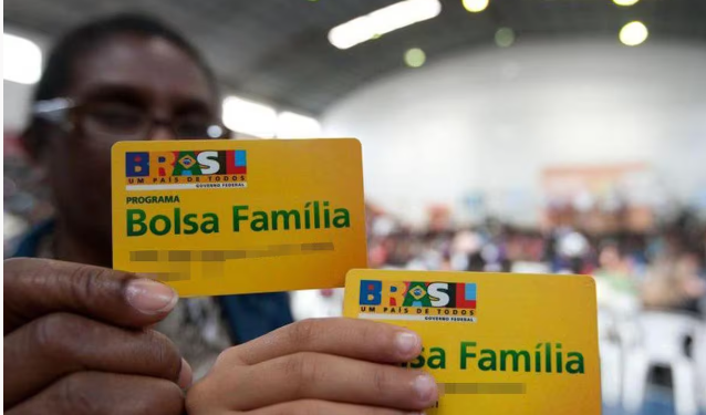 Auxílio de R$ 600 começa ser pago nesta quarta, sem o adicional para crianças