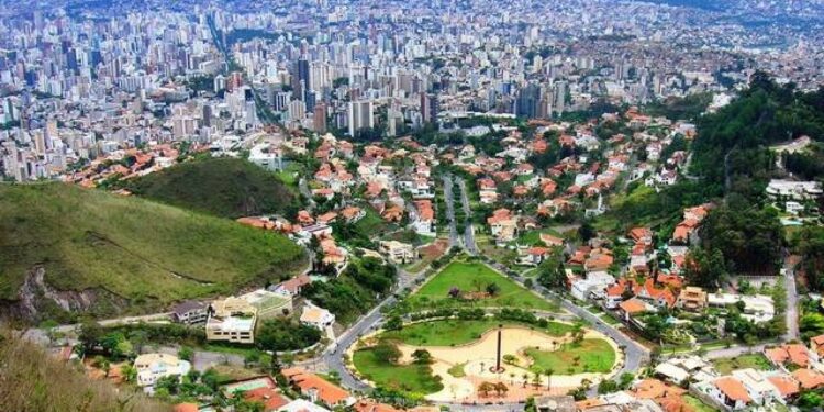 Contribuinte de BH poderá quitar impostos municipais por Pix a partir de maio