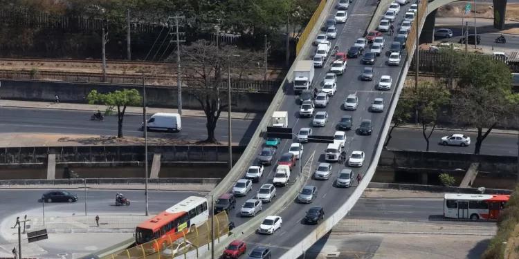 Governo de Minas alerta sobre golpes com IPVA e Taxa de Licenciamento