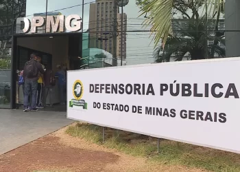 ‘Rolezinho’: shoppings não podem impedir entrada de adolescentes, diz Defensoria Pública de MG
