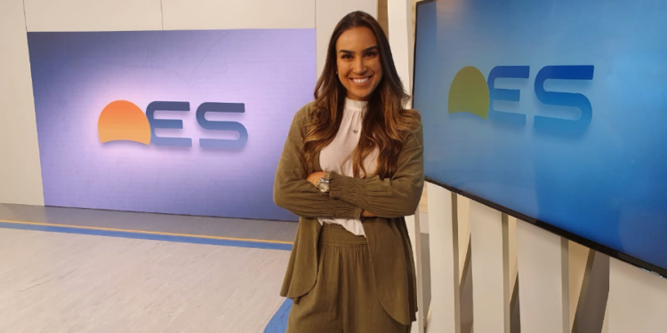 Apresentadora é demitida da Globo ao trabalhar ‘em sigilo’ para Record