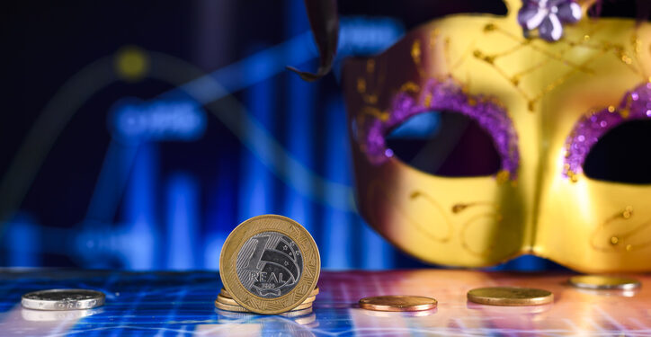 Carnaval 2023: ambulantes cadastrados já podem retirar suas credenciais