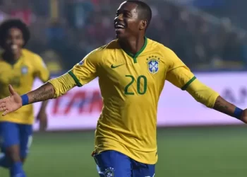 Caso Robinho: MPF concorda com prisão e revela endereços de ex-atacante