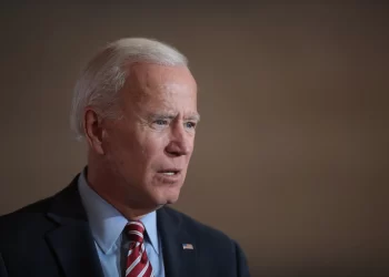 Presidente dos Estados Unidos fez cirurgia para remover pequeno câncer; Diz médico