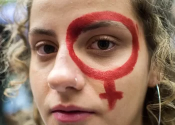 Por que o Dia Internacional das Mulheres é comemorado no dia 8 de março?