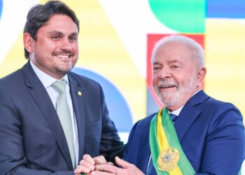 Ministro de Lula devolve diárias que usou do governo para ir a leilão de cavalos