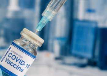 OMS deixa de considerar pandemia da Covid-19 ‘emergência global’