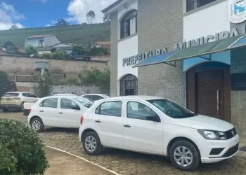 Justiça afasta prefeito mineiro acusado de estuprar servidora dentro de carro do Executivo