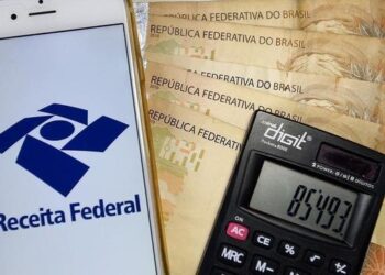 Receita paga 1º lote de restituição do IR 2023 nesta quarta; veja quem recebe