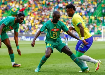 Brasil perde para Senegal e tem segunda derrota com técnico interino