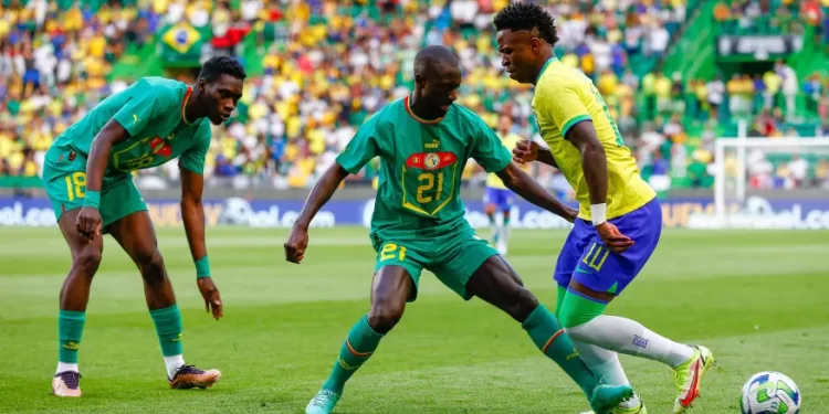 Brasil perde para Senegal e tem segunda derrota com técnico interino