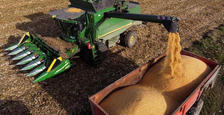 Preços no atacado caem 7%, maior queda em 28 anos, e ajudam a baixar juros