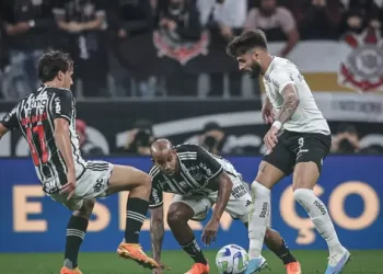 Atlético perde três pênaltis e é eliminado pelo Corinthians na Copa do Brasil