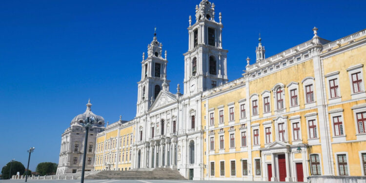 Relógios do Palácio de Mafra precisam de donativos para serem reparados