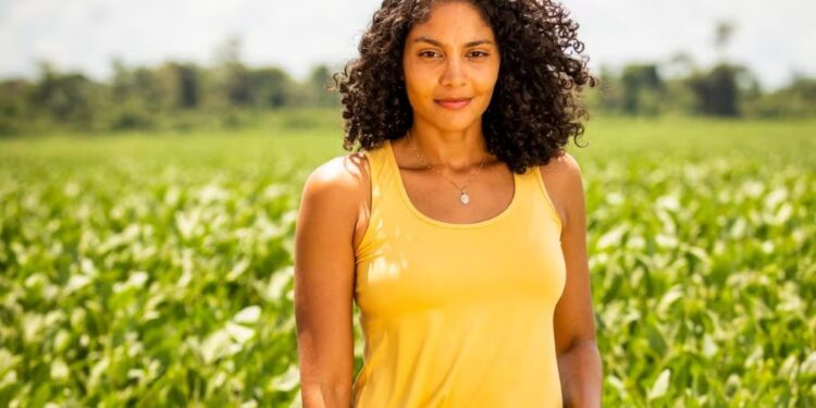 Bárbara Reis vive 1ª protagonista da carreira e afirma: ‘Batalhei muito’