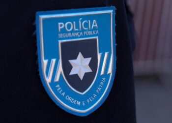 Três agentes da PSP do Porto detidos por suspeitas de tráfico de droga, peculato e prevaricação