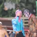 Conheça o “facekini”: máscara que cobre o rosto todo para proteger contra o sol é moda no verão chinês