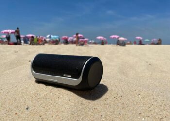 Em Portugal, multa para quem usar caixa de som nas praias pode chegar a R$20 mil