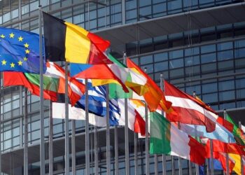 União Europeia adia lançamento do ETIAS para maio de 2025