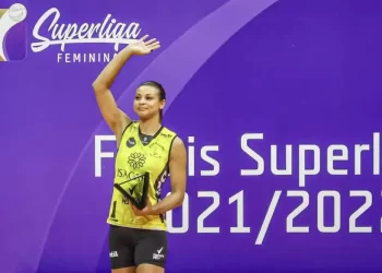 Walewska, campeã olímpica pela seleção de vôlei, morre aos 43 anos