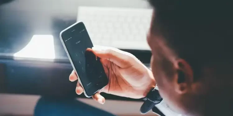 Justiça condena operadora de telefonia por cobrança indevida