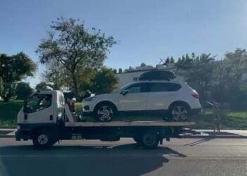 Bebé morre dentro de carro em estacionamento de universidade em Portugal