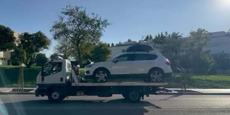 Bebé morre dentro de carro em estacionamento de universidade em Portugal