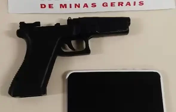 BH: Adolescente é apreendido pela 4ª vez após roubar celular no ponto de ônibus