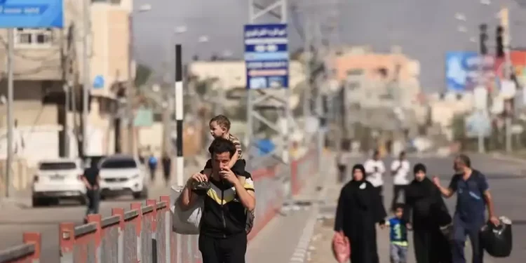 Israel faz prisões em massa de palestinos após ataques do Hamas